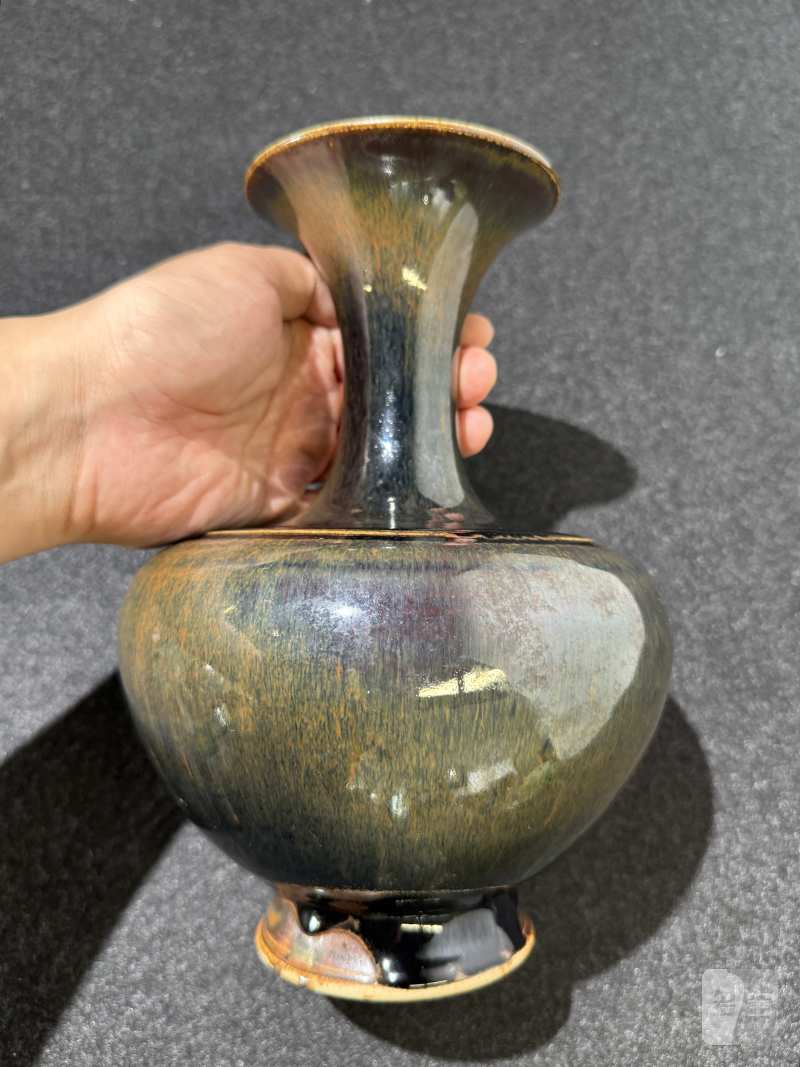 明 窑变釉盘口长颈瓶 - 图3